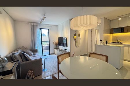 Apartamento à venda com 74m², 3 quartos e 2 vagas Apartamento à venda com 74m², 3 quartos e 2 vagasSala