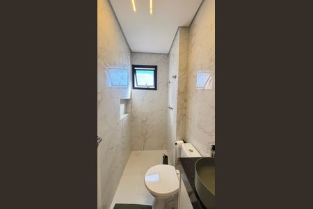 Apartamento à venda com 74m², 3 quartos e 2 vagas Apartamento à venda com 74m², 3 quartos e 2 vagasBanheiro