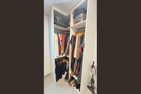 Apartamento à venda com 74m², 3 quartos e 2 vagas Apartamento à venda com 74m², 3 quartos e 2 vagasQuarto 2