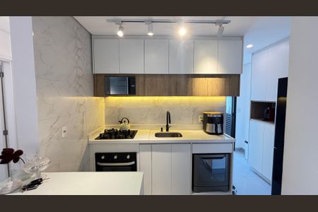 Apartamento à venda com 74m², 3 quartos e 2 vagas Apartamento à venda com 74m², 3 quartos e 2 vagasCozinha
