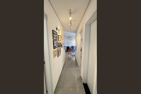 Apartamento à venda com 74m², 3 quartos e 2 vagas Apartamento à venda com 74m², 3 quartos e 2 vagasCorredor