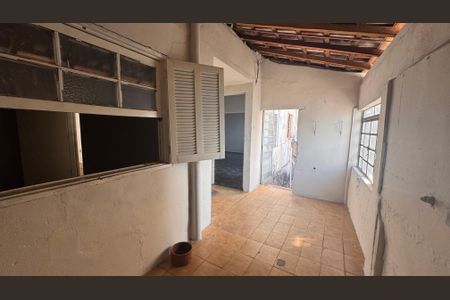 Casa à venda com 171m², 3 quartos e 1 vagaÁrea de Serviço