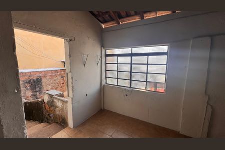 Casa à venda com 171m², 3 quartos e 1 vagaÁrea de Serviço