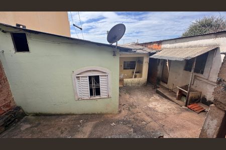 Casa à venda com 171m², 3 quartos e 1 vagaQuintal