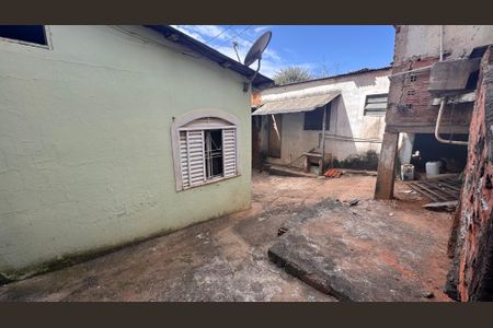 Casa à venda com 171m², 3 quartos e 1 vagaQuintal