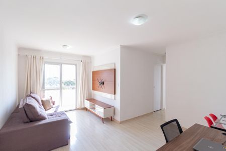 Sala de apartamento para alugar com 3 quartos, 64m² em Vila Yara, Osasco