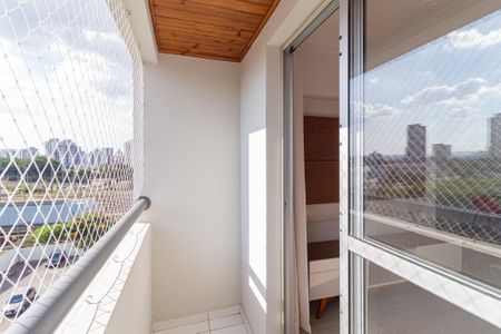 Sacada de apartamento para alugar com 3 quartos, 64m² em Vila Yara, Osasco