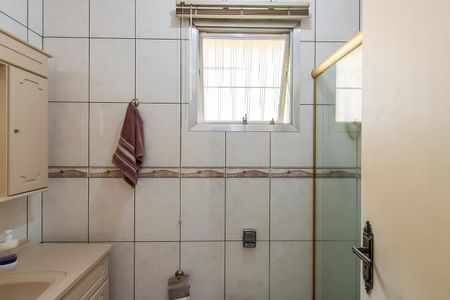 Casa à venda com 178m², 3 quartos e 2 vagas Casa à venda com 178m², 3 quartos e 2 vagasBanheiro