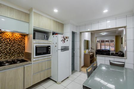 Casa à venda com 178m², 3 quartos e 2 vagas Casa à venda com 178m², 3 quartos e 2 vagasCozinha