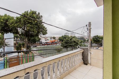 Casa à venda com 178m², 3 quartos e 2 vagas Casa à venda com 178m², 3 quartos e 2 vagasVaranda Quarto 3