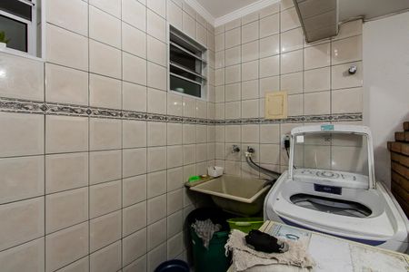 Casa à venda com 178m², 3 quartos e 2 vagas Casa à venda com 178m², 3 quartos e 2 vagasÁrea de Serviço