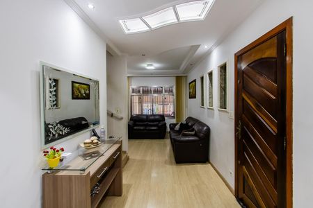 Casa à venda com 178m², 3 quartos e 2 vagas Casa à venda com 178m², 3 quartos e 2 vagasSala