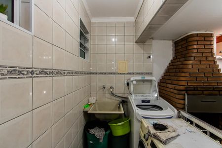 Casa à venda com 178m², 3 quartos e 2 vagas Casa à venda com 178m², 3 quartos e 2 vagasÁrea de Serviço