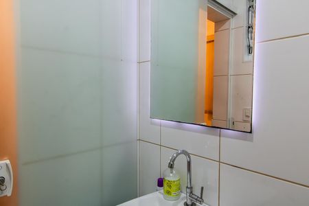 Casa à venda com 178m², 3 quartos e 2 vagas Casa à venda com 178m², 3 quartos e 2 vagasBanheiro de Serviço