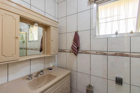 Casa à venda com 178m², 3 quartos e 2 vagas Casa à venda com 178m², 3 quartos e 2 vagasBanheiro