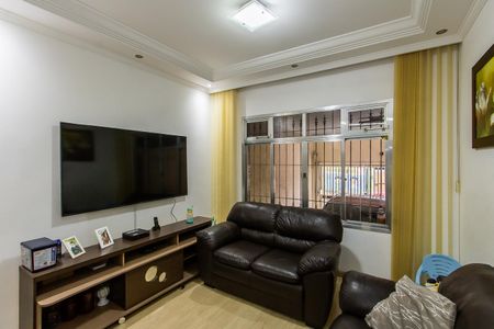 Casa à venda com 178m², 3 quartos e 2 vagas Casa à venda com 178m², 3 quartos e 2 vagasSala