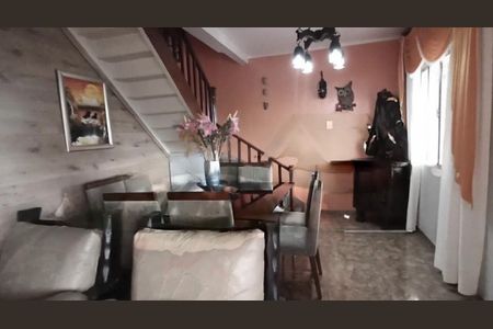 Casa à venda com 3 quartos, 240m² em Vila Marina, São Paulo