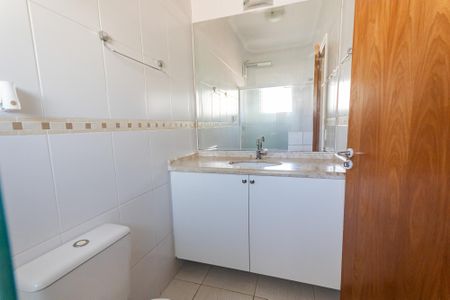 Apartamento à venda com 65m², 2 quartos e 2 vagasBanheiro da Suíte