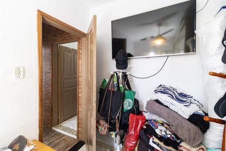 Casa à venda com 300m², 4 quartos e 6 vagasQuarto 2 da Casa 1