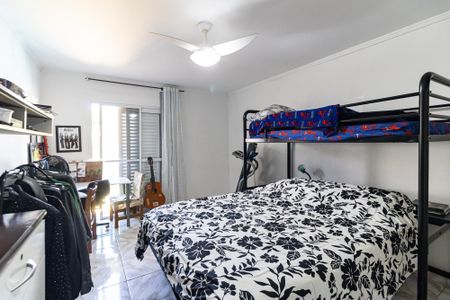 Casa à venda com 300m², 4 quartos e 6 vagasQuarto 1 da Casa 1