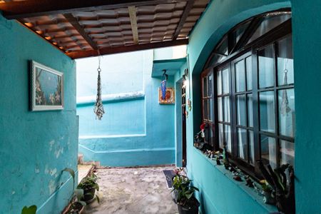 Casa à venda com 300m², 4 quartos e 6 vagasEntrada da Casa 2