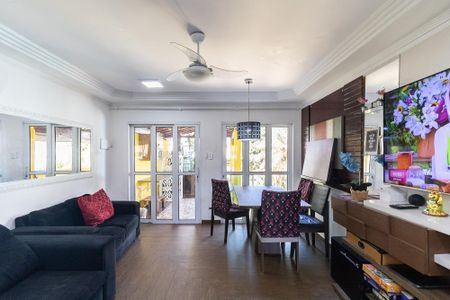 Casa à venda com 300m², 4 quartos e 6 vagasSala da Casa 1