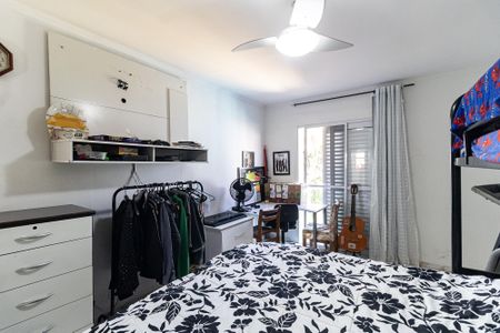 Casa à venda com 300m², 4 quartos e 6 vagasQuarto 1 da Casa 1