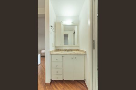 Apartamento à venda com 50m², 2 quartos e 1 vaga Apartamento à venda com 50m², 2 quartos e 1 vagaBanheiro