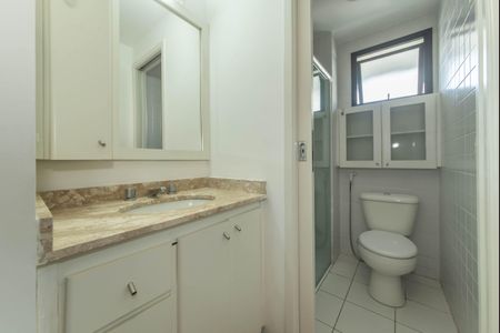 Apartamento à venda com 50m², 2 quartos e 1 vaga Apartamento à venda com 50m², 2 quartos e 1 vagaBanheiro