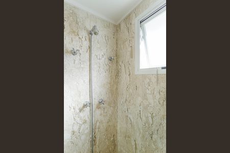 Apartamento à venda com 226m², 3 quartos e 4 vagasBanheiro da Suíte 1