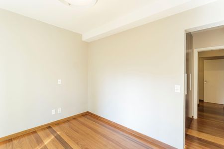 Apartamento à venda com 226m², 3 quartos e 4 vagasSuíte 1