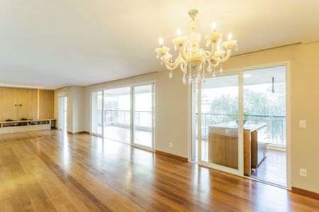 Apartamento à venda com 226m², 3 quartos e 4 vagasSala