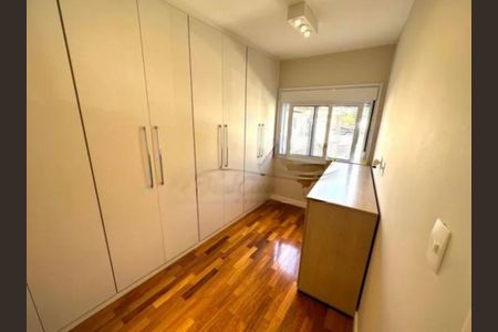Casa à venda com 3 quartos, 135m² em Vila Mariana, São Paulo