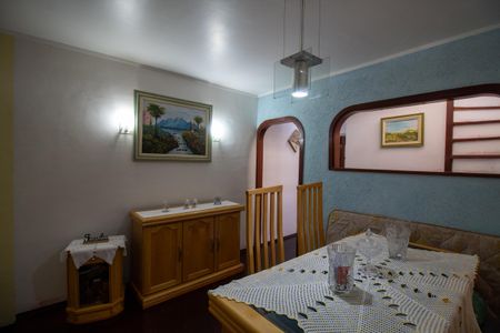 Casa de condomínio à venda com 160m², 3 quartos e 2 vagas Casa de condomínio à venda com 160m², 3 quartos e 2 vagasSala de Jantar