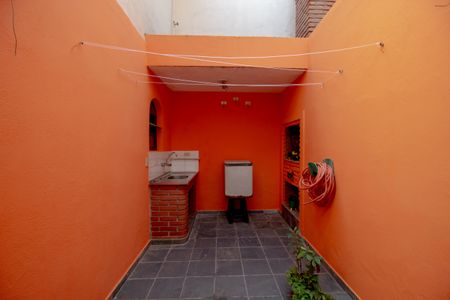 Casa de condomínio à venda com 160m², 3 quartos e 2 vagas Casa de condomínio à venda com 160m², 3 quartos e 2 vagasÁrea comum - Churrasqueira