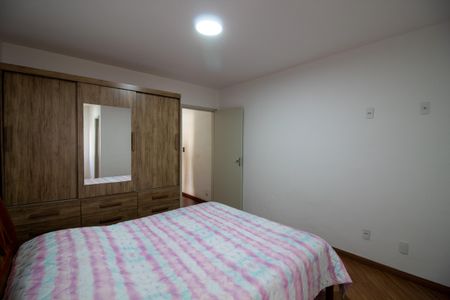 Casa de condomínio à venda com 160m², 3 quartos e 2 vagas Casa de condomínio à venda com 160m², 3 quartos e 2 vagasSuíte