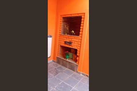 Casa de condomínio à venda com 160m², 3 quartos e 2 vagas Casa de condomínio à venda com 160m², 3 quartos e 2 vagasChurrasqueira