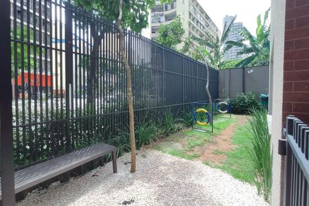 Apartamento à venda com 37m², 2 quartos e sem vagaÁrea comum