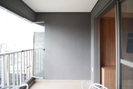 Studio para alugar com 26m², 1 quarto e sem vaga Studio para alugar com 26m², 1 quarto e sem vagaVaranda