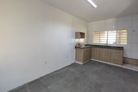 Casa à venda com 220m², 2 quartos e 2 vagas Casa à venda com 220m², 2 quartos e 2 vagasCozinha