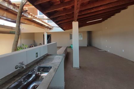 Casa à venda com 220m², 2 quartos e 2 vagas Casa à venda com 220m², 2 quartos e 2 vagasÁrea gourmet