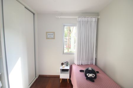 Apartamento à venda com 100m², 3 quartos e 2 vagasQuarto 2