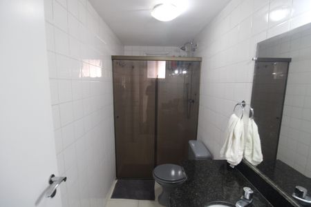 Apartamento à venda com 100m², 3 quartos e 2 vagasBanheiro 1