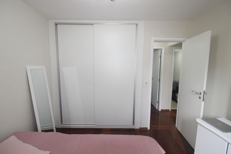 Apartamento à venda com 100m², 3 quartos e 2 vagasQuarto 1