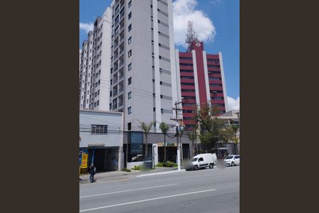 Studio para alugar com 37m², 1 quarto e sem vaga Studio para alugar com 37m², 1 quarto e sem vagaFachada