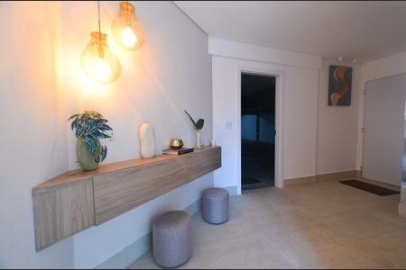 Apartamento à venda com 265m², 4 quartos e 3 vagas Apartamento à venda com 265m², 4 quartos e 3 vagasÁrea comum