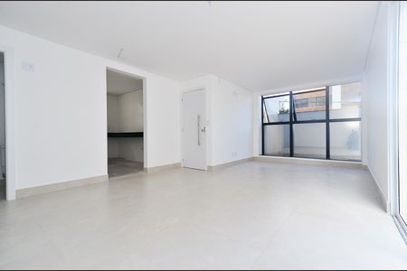 Apartamento à venda com 265m², 4 quartos e 3 vagas Apartamento à venda com 265m², 4 quartos e 3 vagasSala