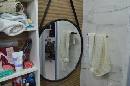 Casa de condomínio para alugar com 180m², 3 quartos e 3 vagas Casa de condomínio para alugar com 180m², 3 quartos e 3 vagasBanheiro da Suíte 2