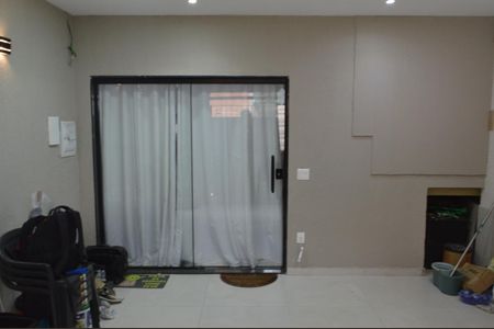 Casa de condomínio para alugar com 180m², 3 quartos e 3 vagas Casa de condomínio para alugar com 180m², 3 quartos e 3 vagasGaragem