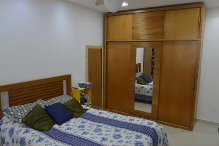 Casa de condomínio para alugar com 180m², 3 quartos e 3 vagas Casa de condomínio para alugar com 180m², 3 quartos e 3 vagasSuite 2